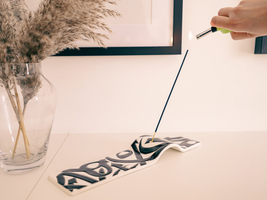 Scripted Calmness incense holder
